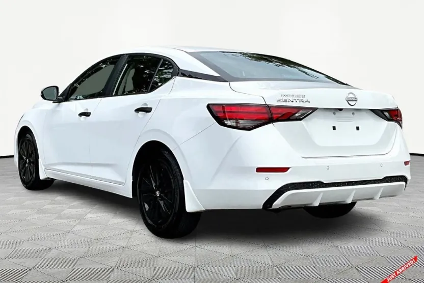 2024 Nissan Sentra S photo 1