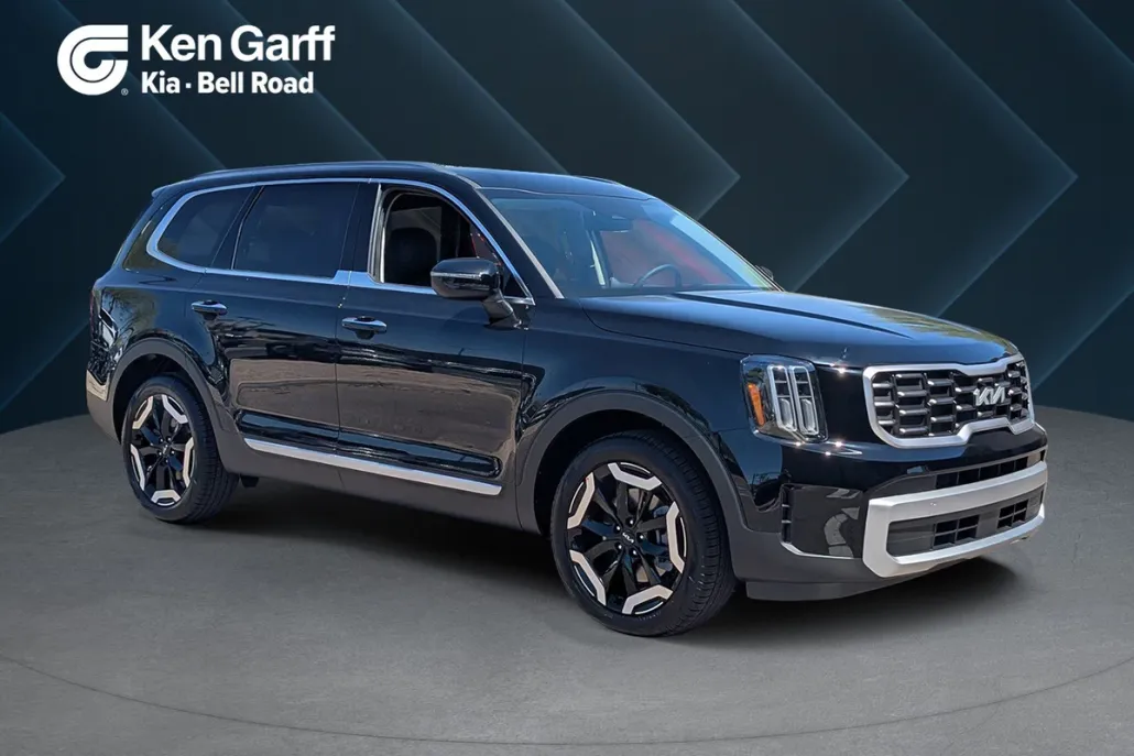 2025 Kia Telluride S photo 1