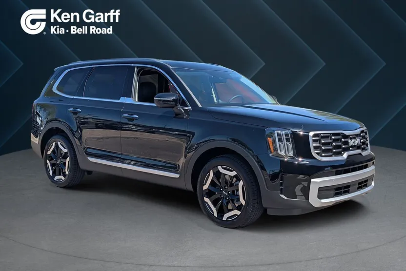 2025 Kia Telluride S photo 1