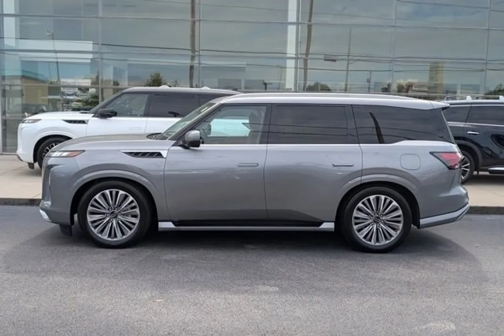 2025 Infiniti QX80 Sensory photo 1
