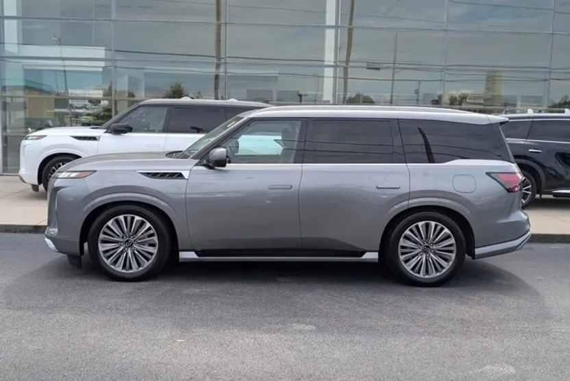 2025 Infiniti QX80 Sensory photo 1