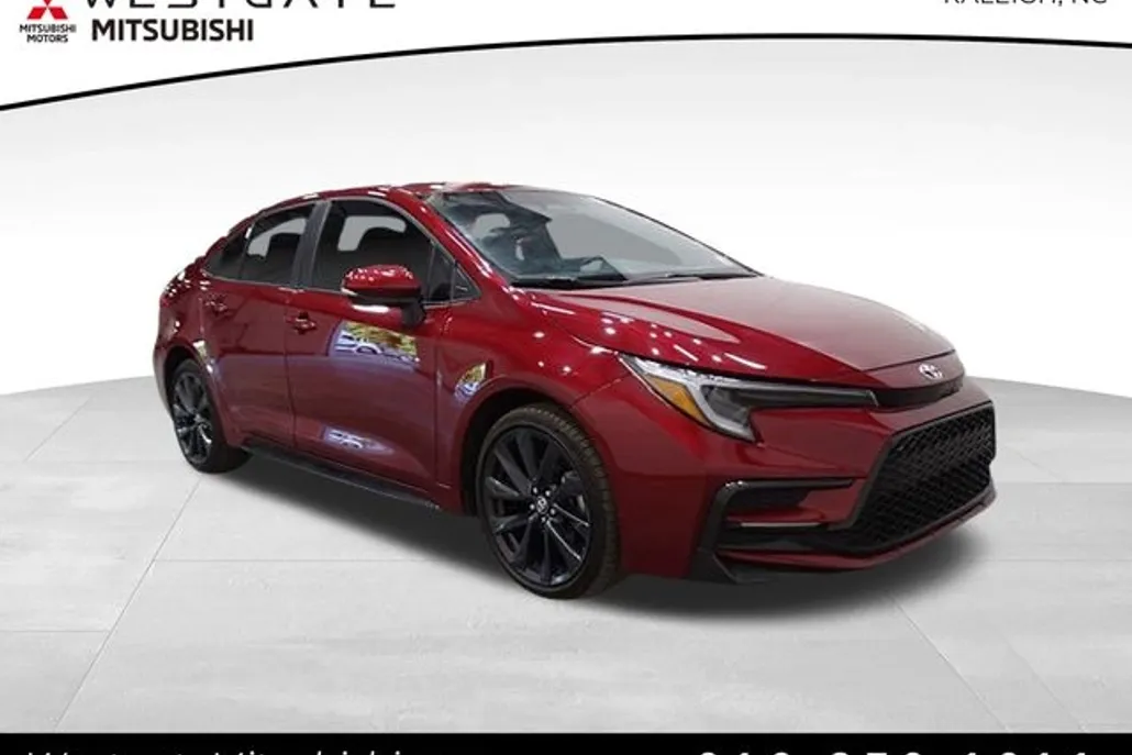 2024 Toyota Corolla SE photo 1