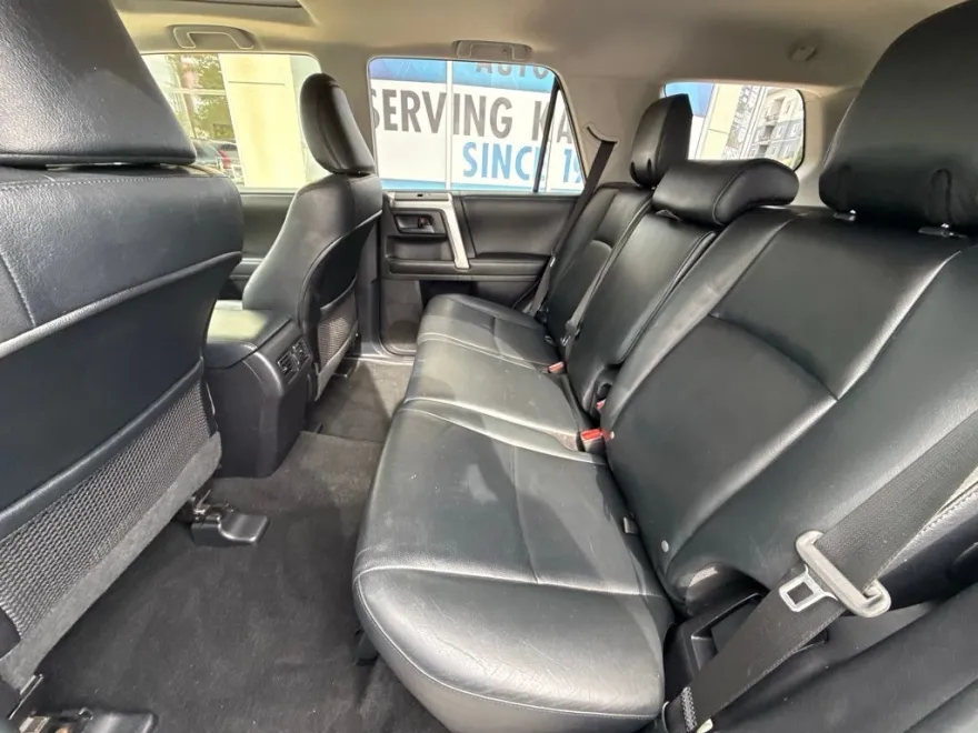 2013 Toyota 4Runner Limited photo 1