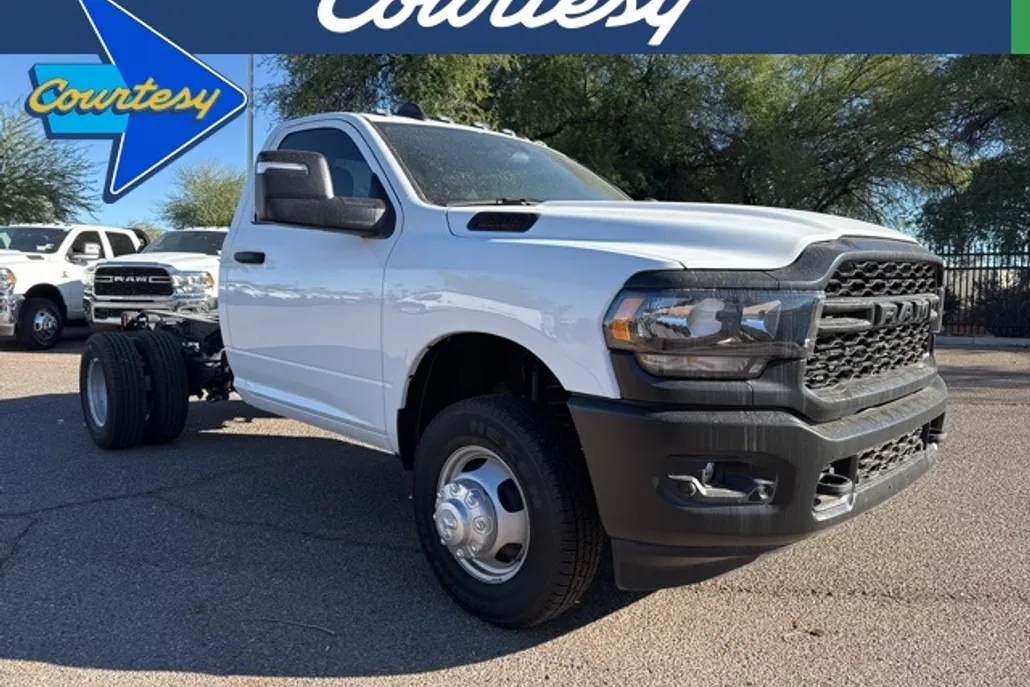 2024 Ram 3500 Tradesman photo 1