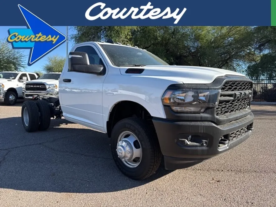 2024 Ram 3500 Tradesman photo 1