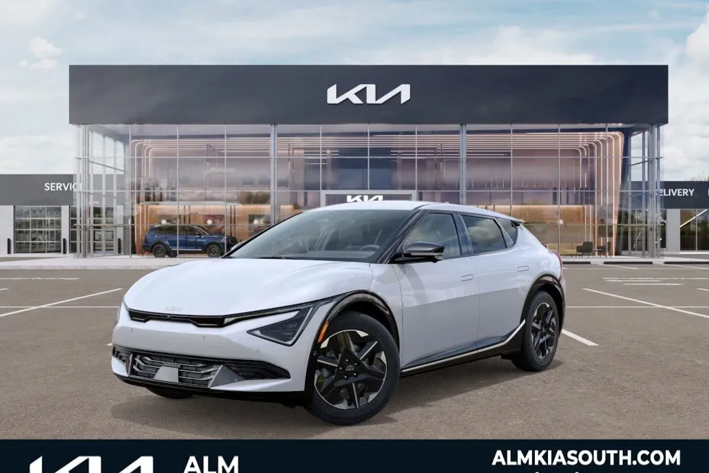 2025 Kia EV6 Wind photo 1