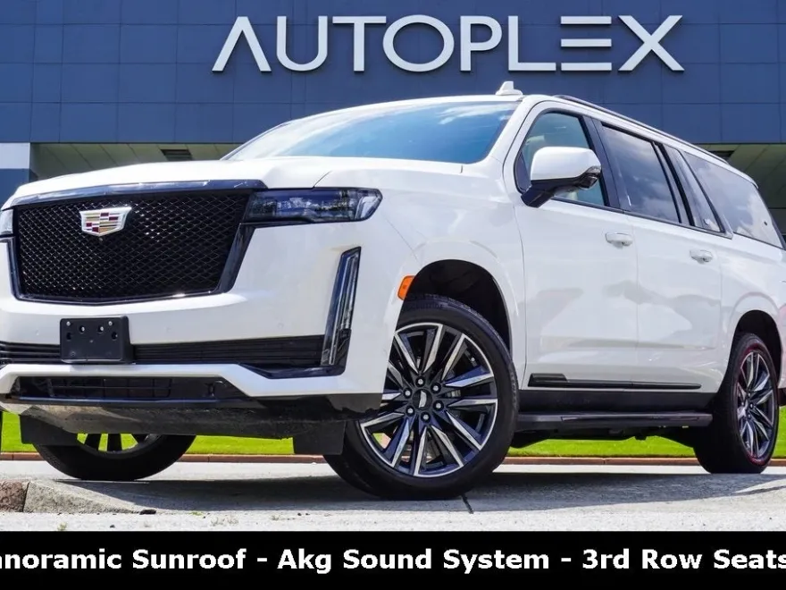 2022 Cadillac Escalade ESV Sport photo 1