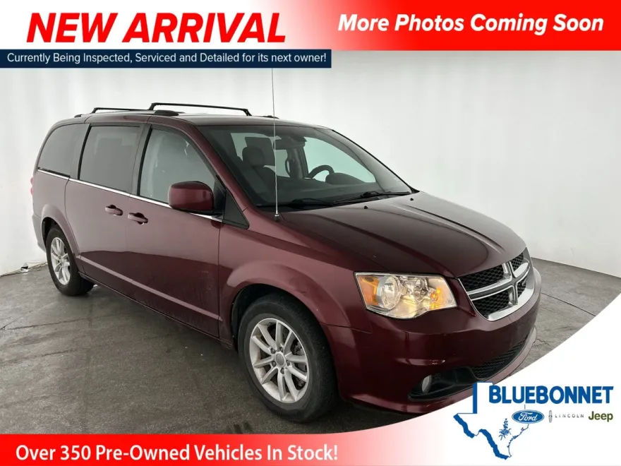 2019 Dodge Grand Caravan SXT photo 1