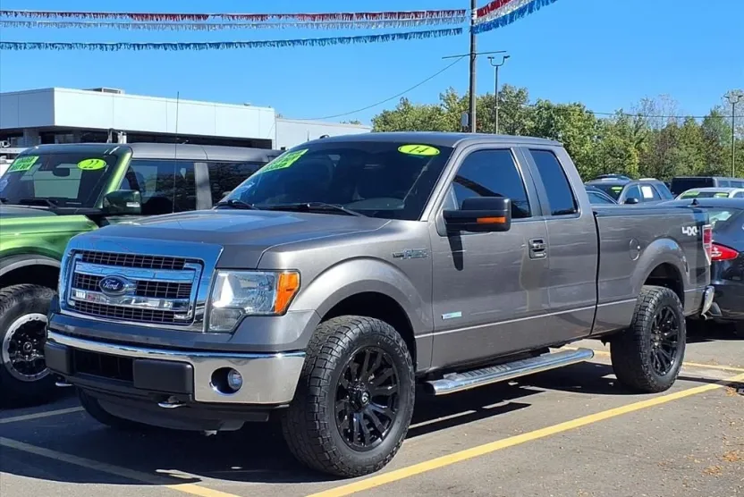 2014 Ford F-150 XLT photo 1
