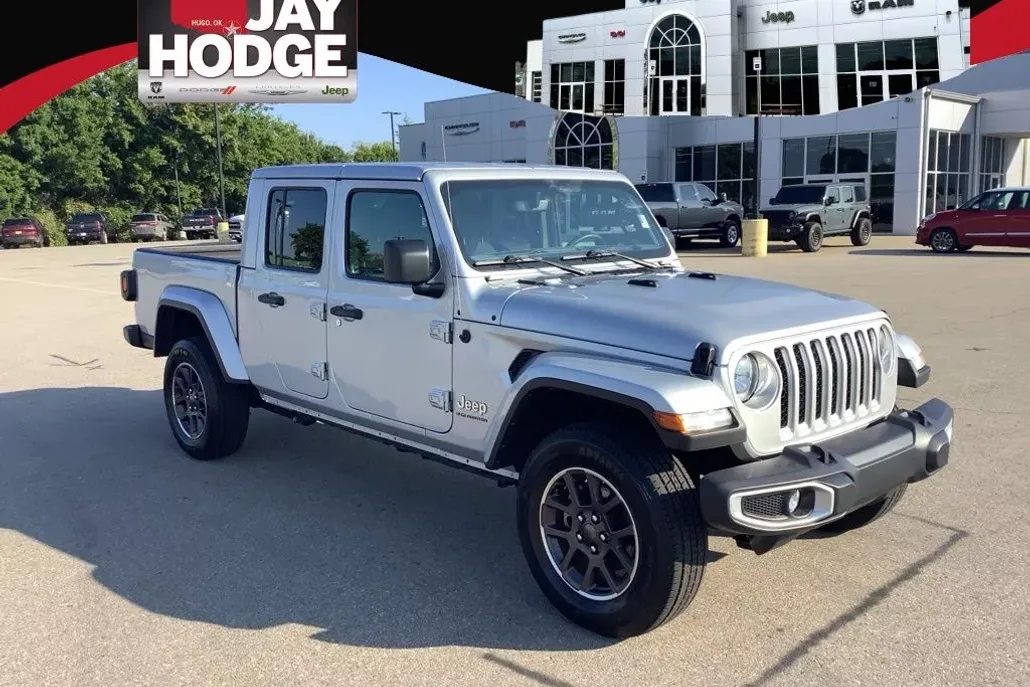 2023 Jeep Gladiator Overland photo 1