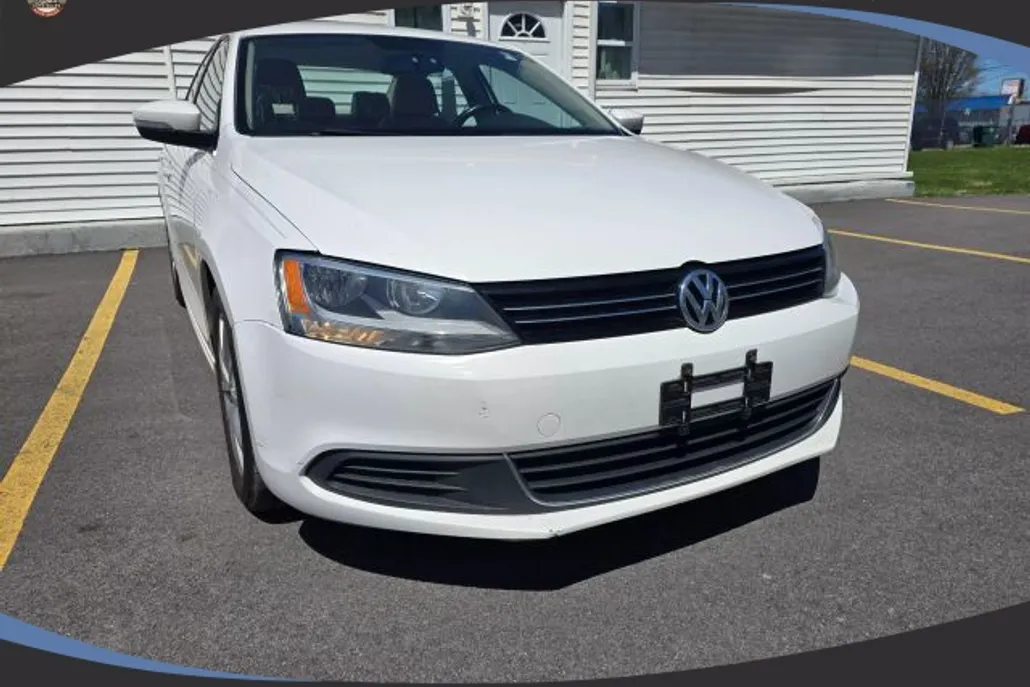 2013 Volkswagen Jetta 2.5L photo 1