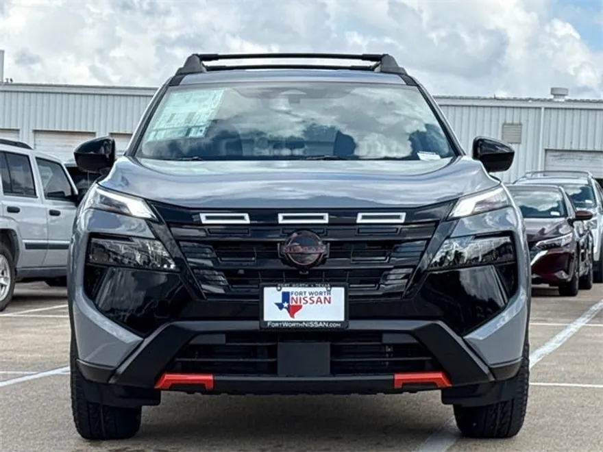 2026 Nissan Rogue SV photo 1
