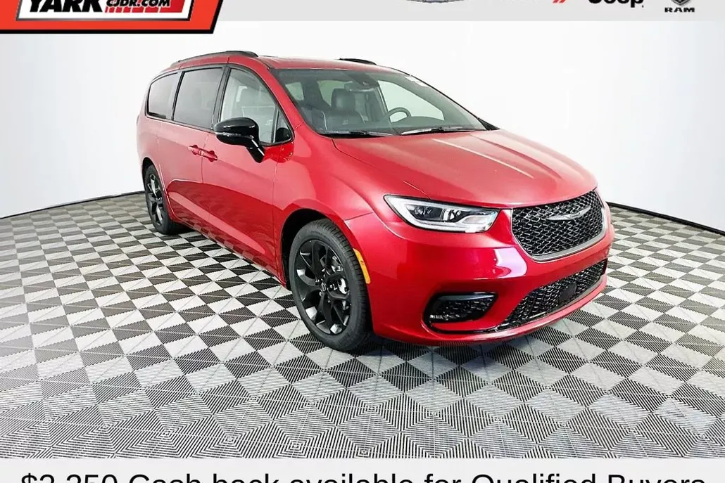 2026 Chrysler Pacifica Limited photo 1