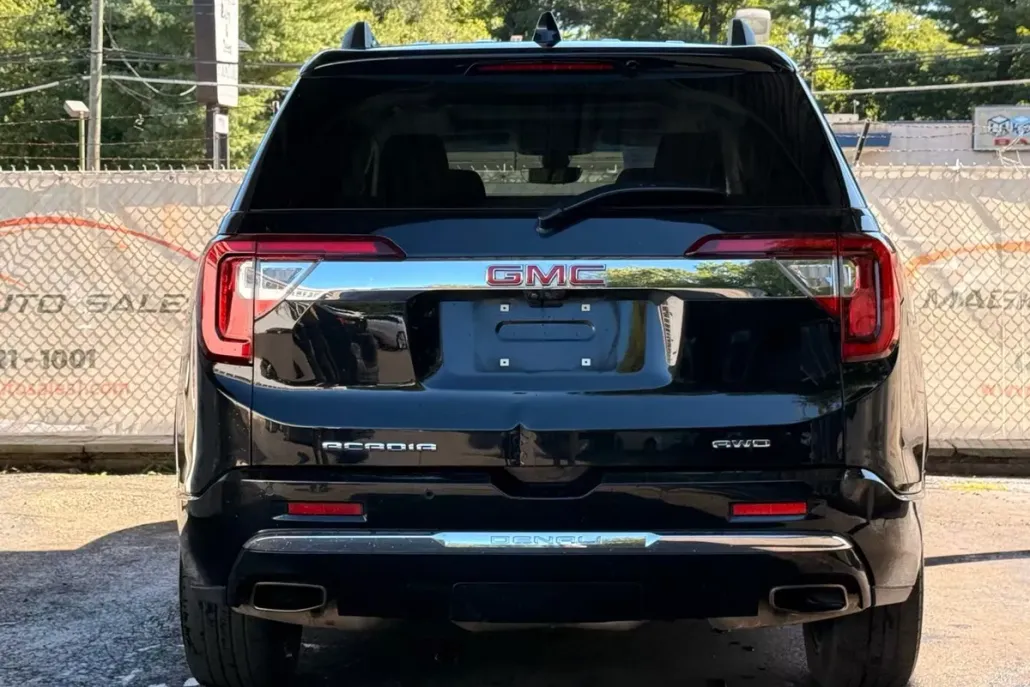 2022 Gmc Acadia Denali photo 1