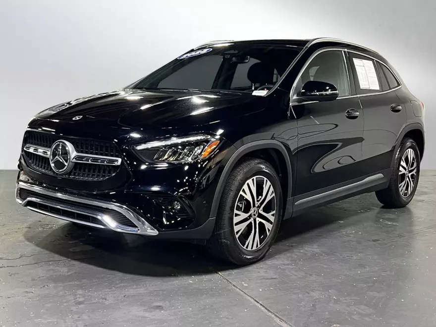2025 Mercedes Benz GLA 250 photo 1