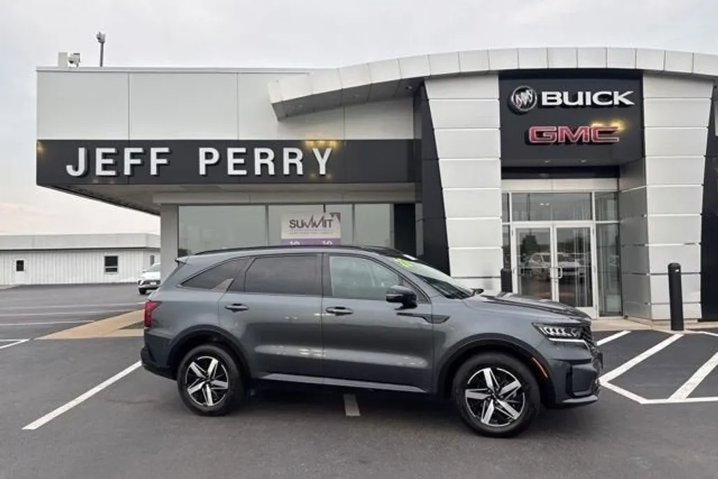 2022 Kia Sorento S photo 1