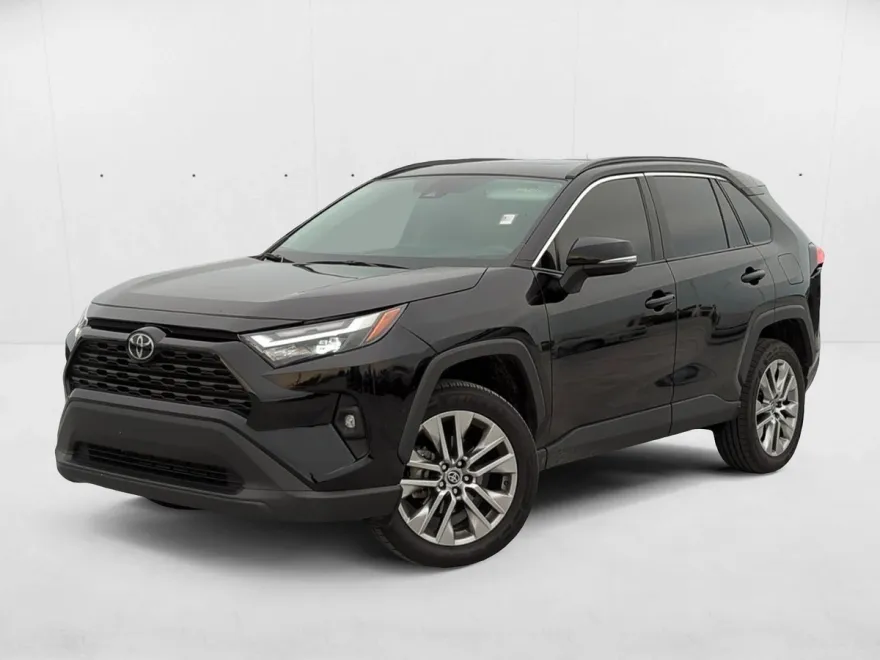 2022 Toyota RAV4 XLE Premium photo 1