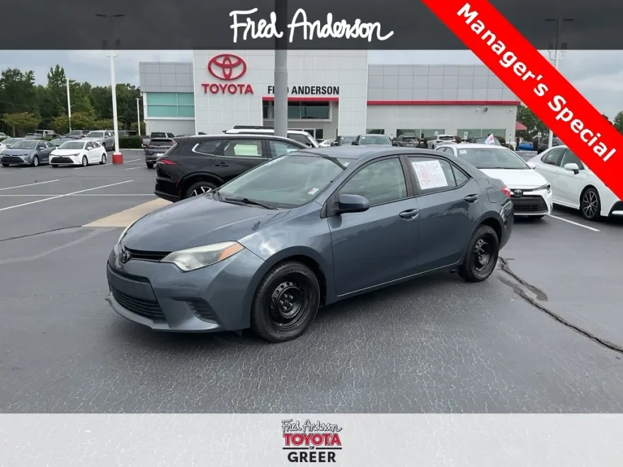 2015 Toyota Corolla L photo 1