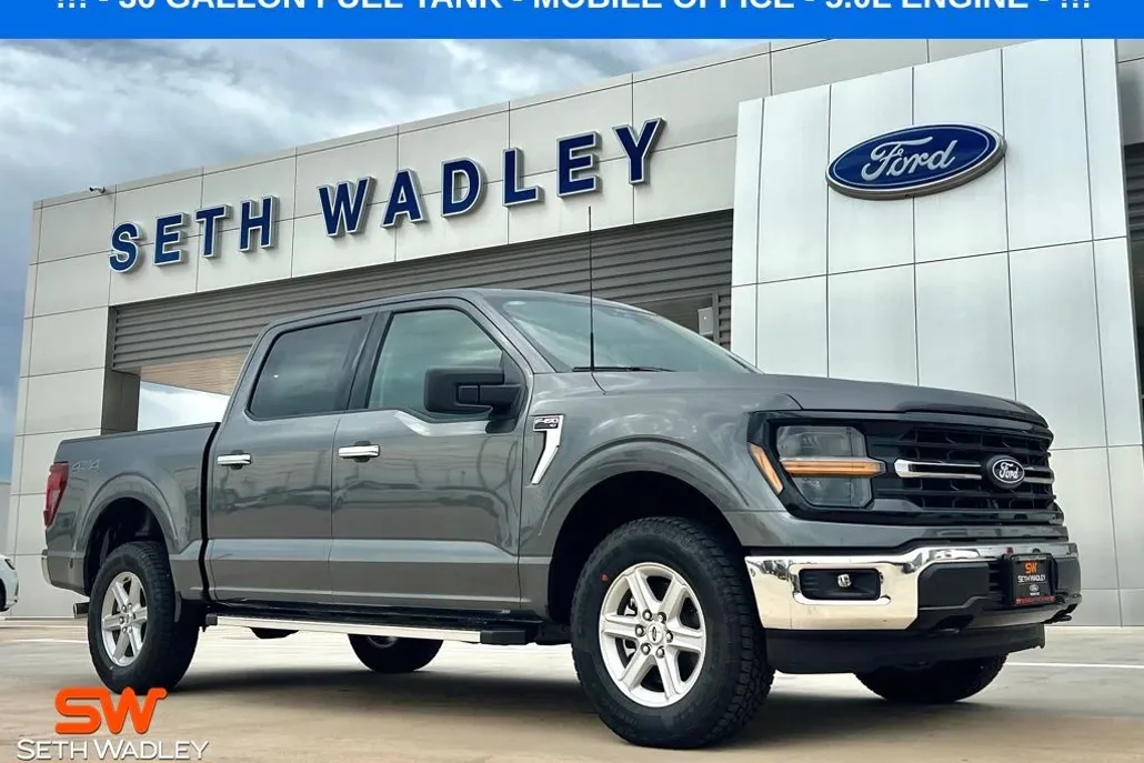 2025 Ford F-150 XLT photo 1