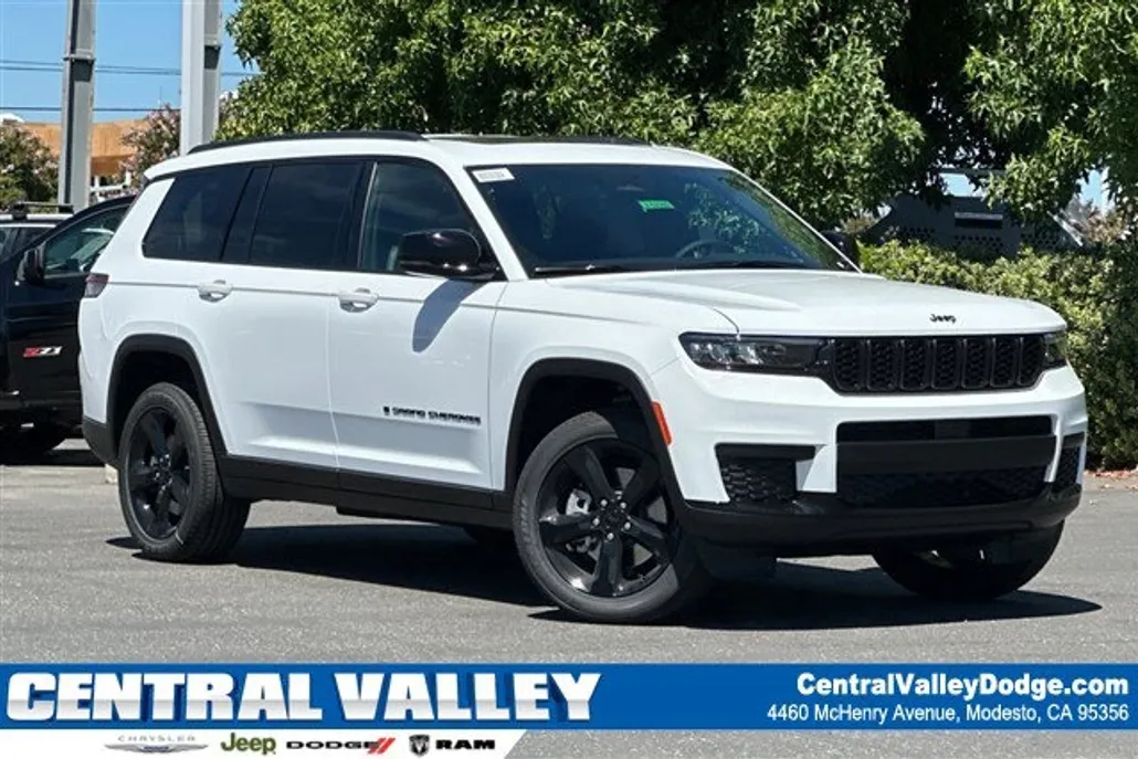 2025 Jeep Grand Cherokee Altitude X photo 1