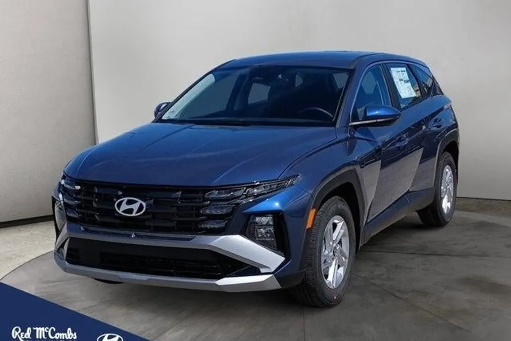 2025 Hyundai Tucson SE photo 1