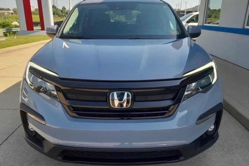 2022 Honda Pilot Special Edition photo 1
