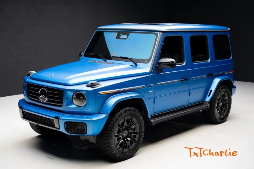 2025 Mercedes Benz G photo 1