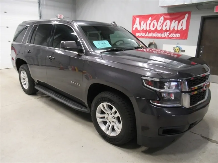 2016 Chevrolet Tahoe LS photo 1