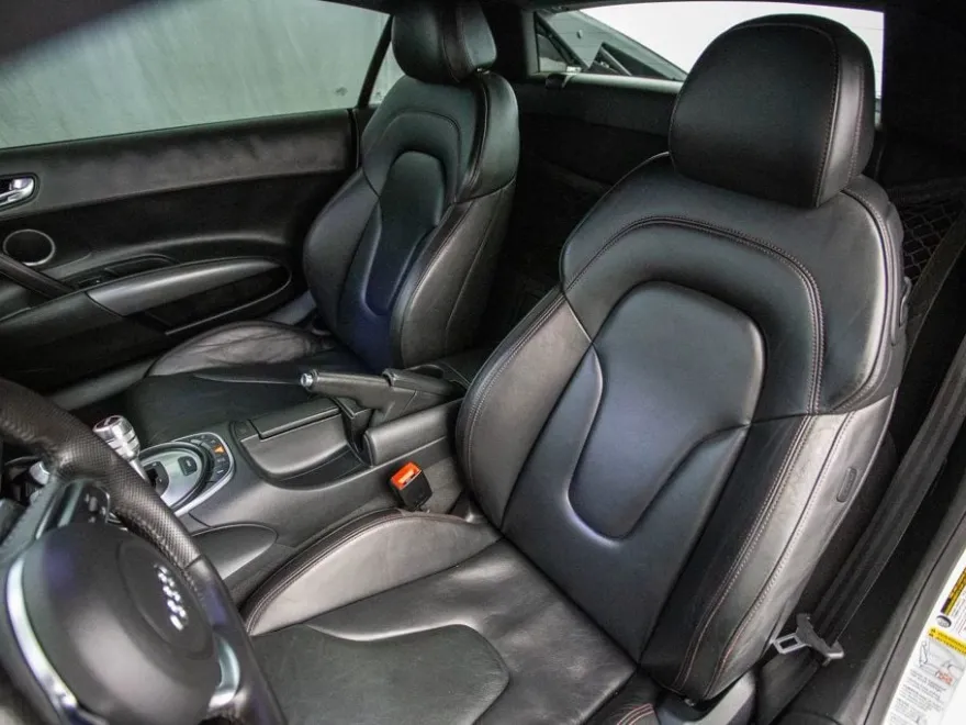 2011 Audi R8 5.2 photo 20
