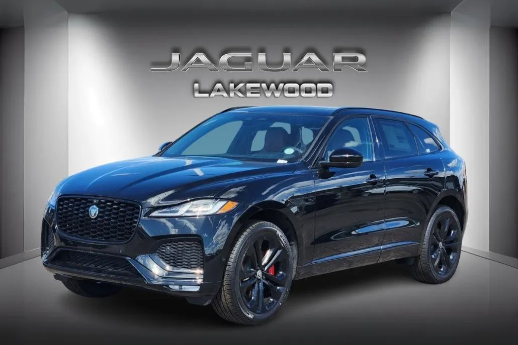 2026 Jaguar F-PACE P400 R-Dynamic S photo 1
