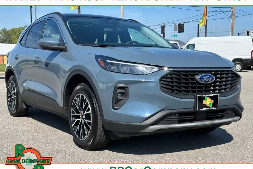 2023 Ford Escape photo 1
