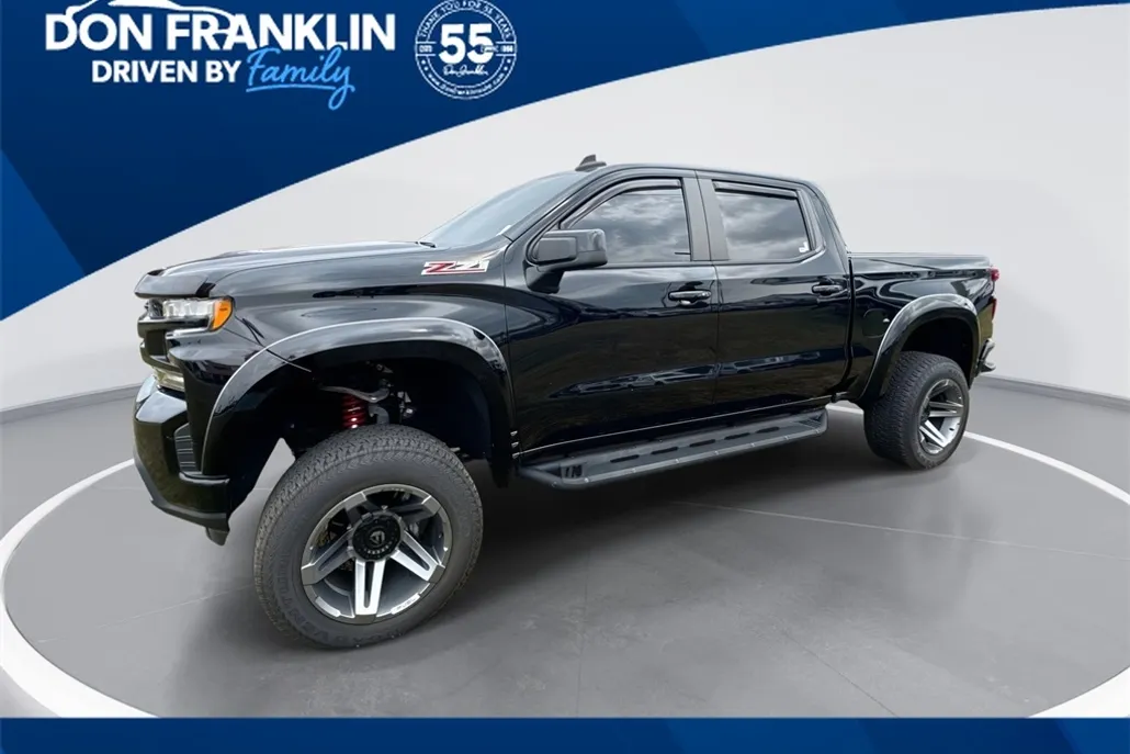 2021 Chevrolet Silverado 1500 RST photo 1