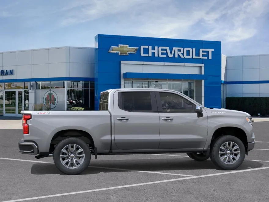 2026 Chevrolet Silverado 1500 LT photo 1