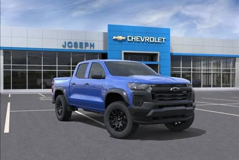 2026 Chevrolet Colorado Trail Boss photo 1