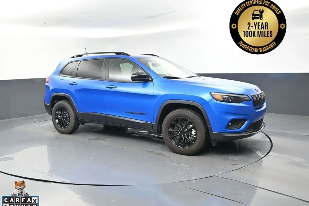 2023 Jeep Cherokee Altitude Lux photo 1