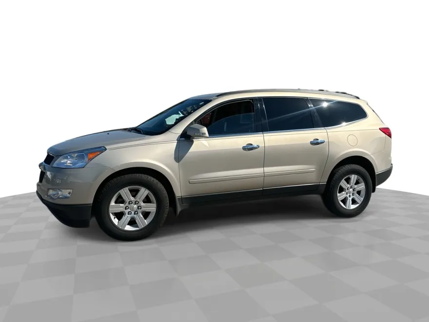 2011 Chevrolet Traverse 1LT photo 1