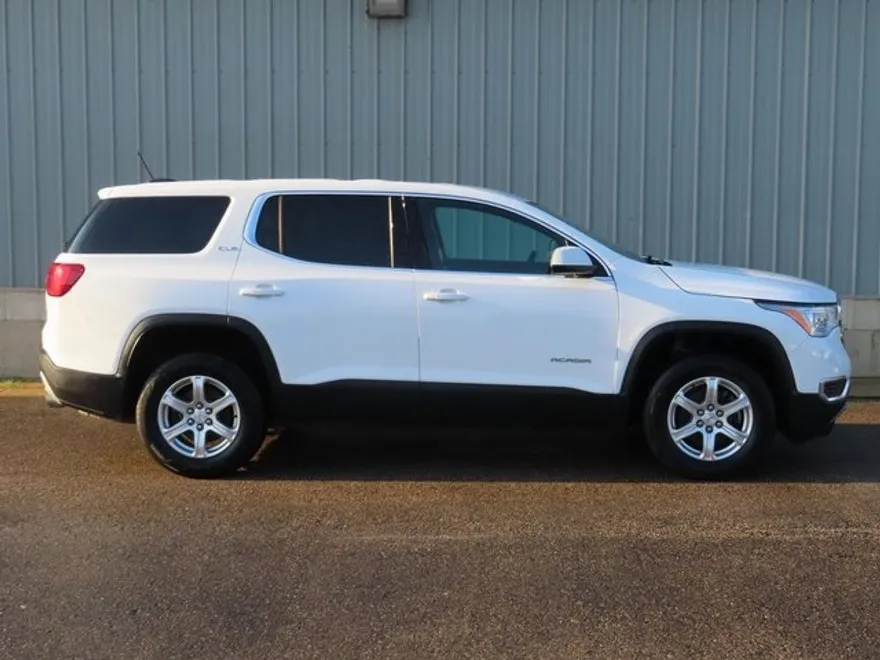 2019 Gmc Acadia SLE photo 1