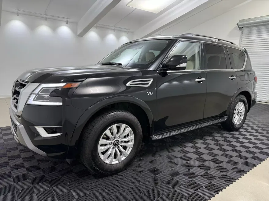 2021 Nissan Armada SV photo 1