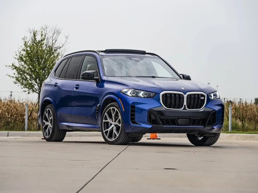 2025 Bmw X5 M60i photo 1