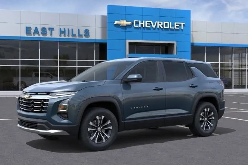 2026 Chevrolet Equinox LT photo 1
