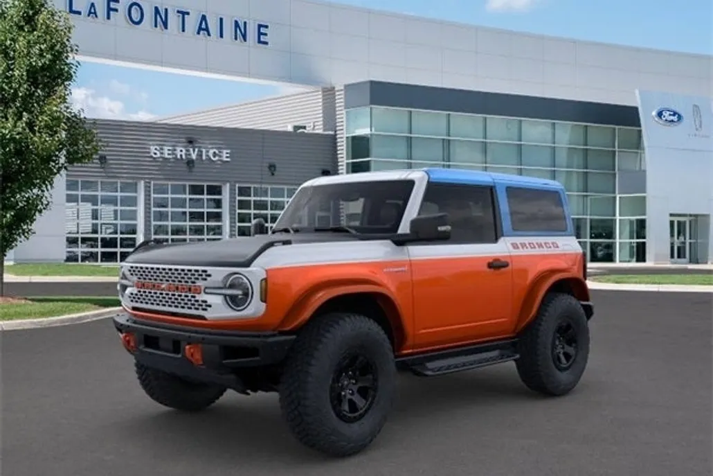 2025 Ford Bronco First Edition photo 1