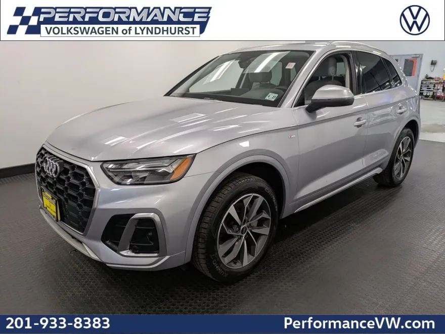2022 Audi Q5 45 S line Premium photo 1