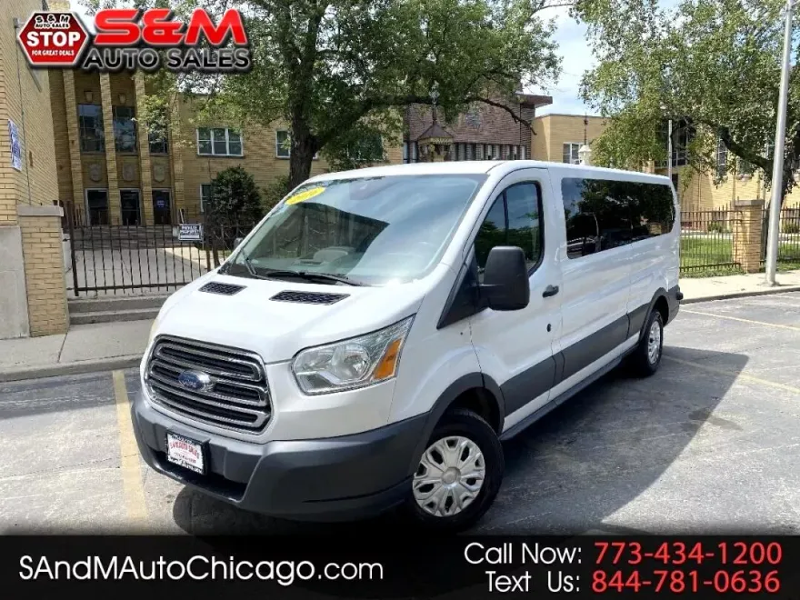 2016 Ford Transit XLT photo 1