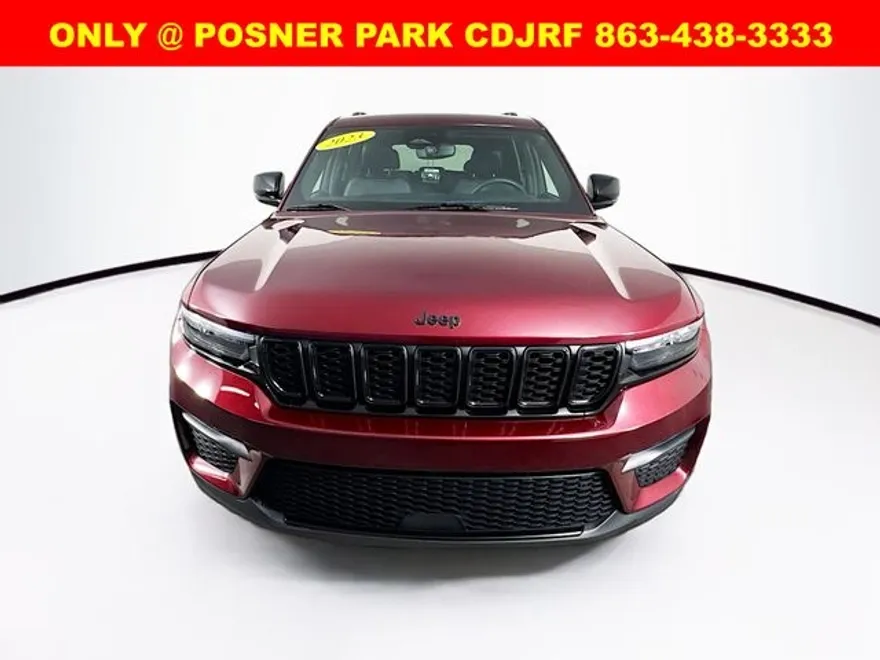 2023 Jeep Grand Cherokee Altitude photo 1