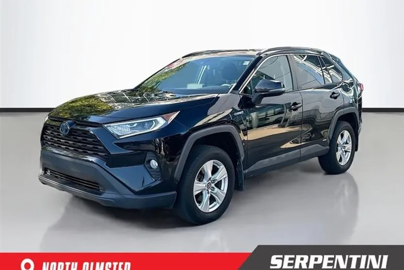 2020 Toyota RAV4 Hybrid XLE photo 1