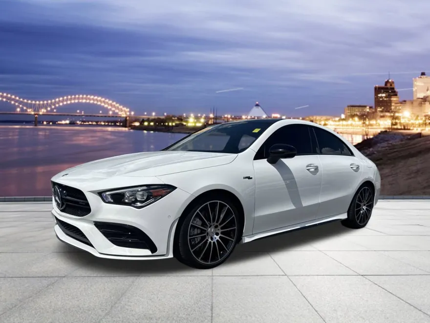 2022 Mercedes Benz CLA AMG 35 4MATIC photo 1