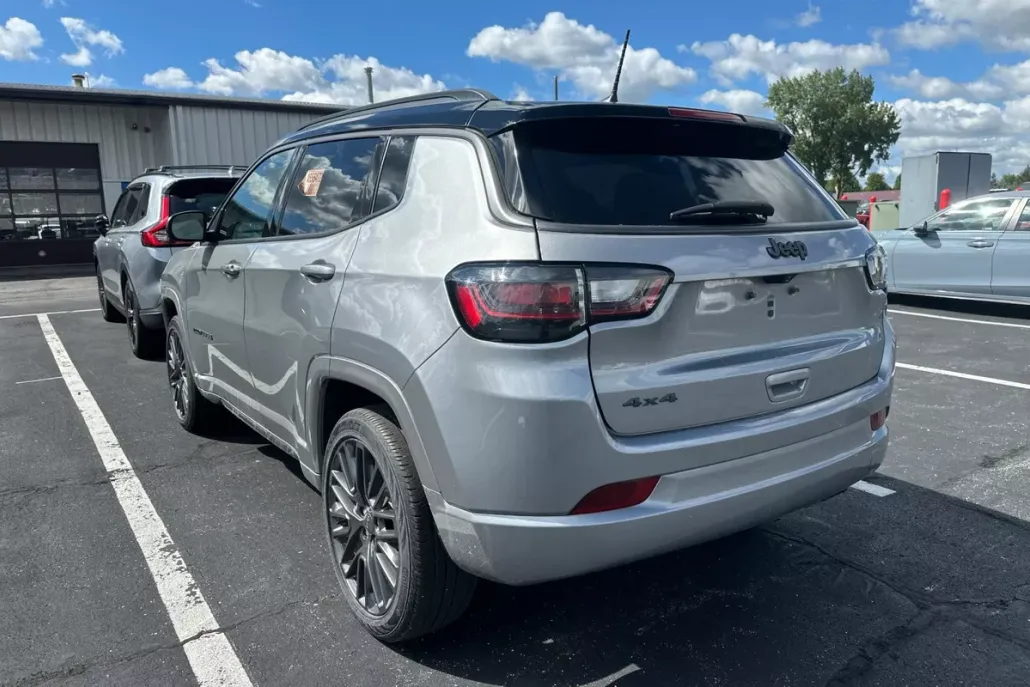 2022 Jeep Compass High Altitude photo 1