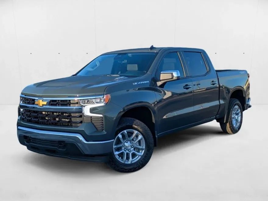 2026 Chevrolet Silverado 1500 LT photo 1