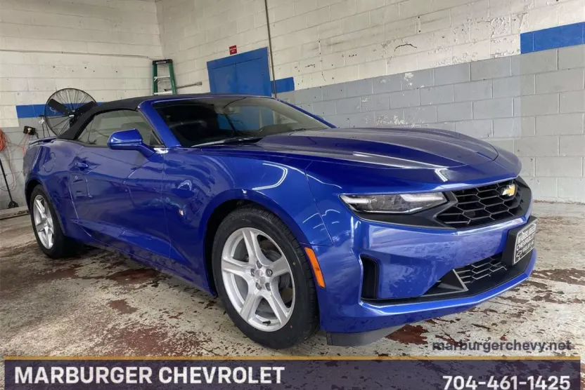 2023 Chevrolet Camaro 2LT 3LT photo 1