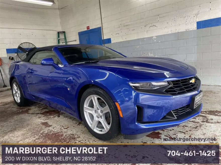 2023 Chevrolet Camaro 2LT 3LT photo 1